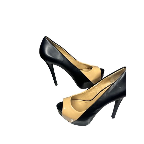 BCBGeneration Heels Size 8 1/2 Black/Beige Business Casual Classic Comfortable - Picture 8 of 16